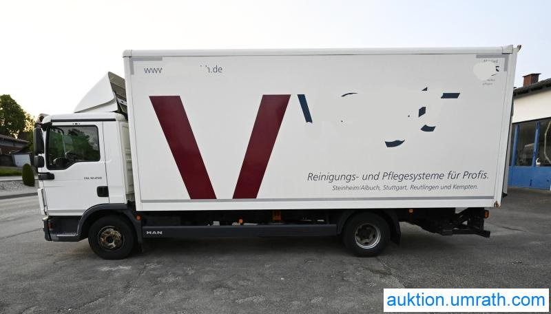 MAN MAN TGL 12.250 4x2 L/BL Koffer Ladebordwand Klimaautomatik NAVI Luftfederung Automatikgetriebe EURO 6 - Bakwagen: afbeelding 1 MAN MAN TGL 12.250 4x2 L/BL Koffer Ladebordwand Klimaautomatik NAVI Luftfederung Automatikgetriebe EURO 6 - Bakwagen: afbeelding 1
