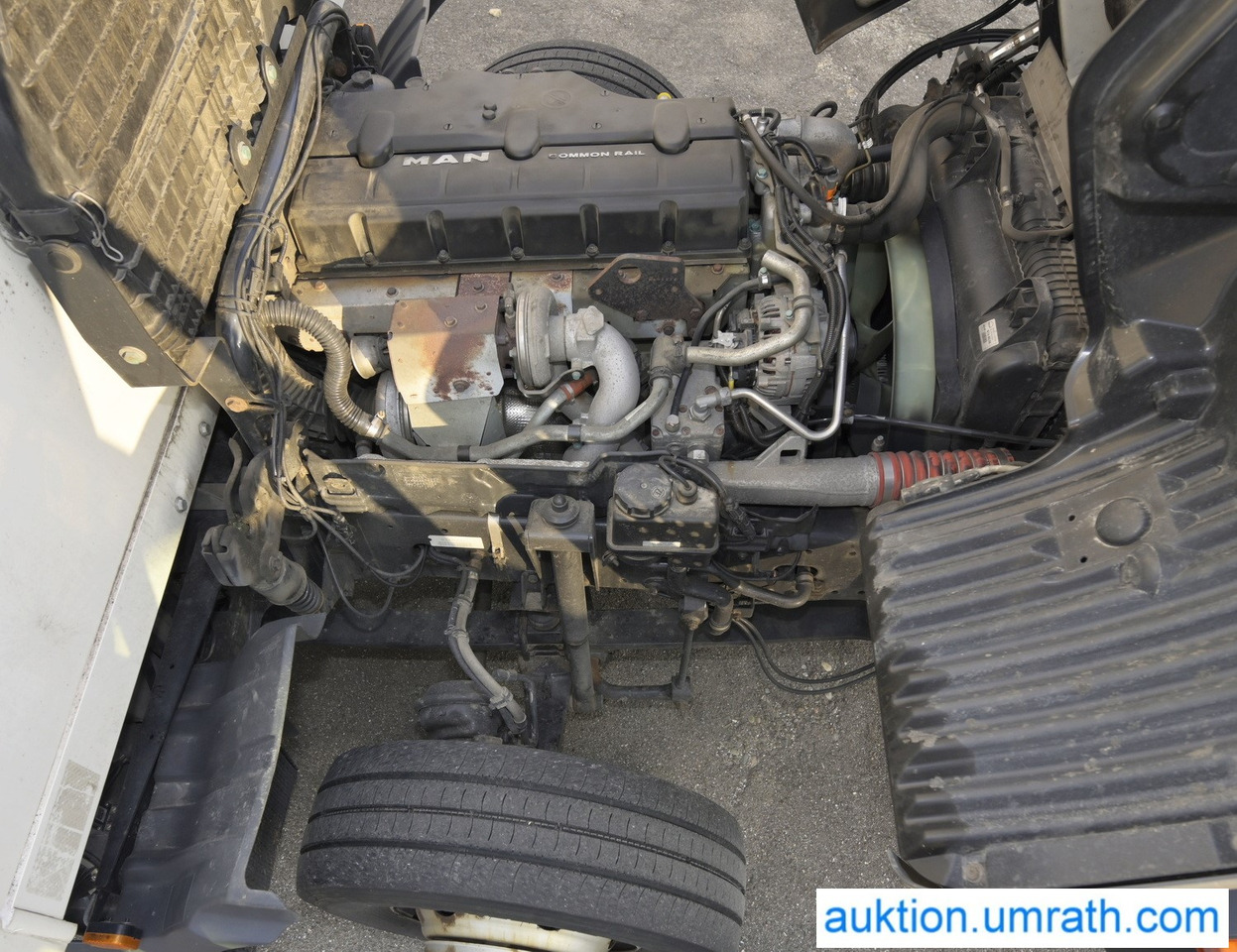Bakwagen MAN TGL 12.250 4x2 L/BL Koffer Ladebordwand Klimaautomatik NAVI Luftfederung Automatikgetriebe EURO 6: afbeelding 13
