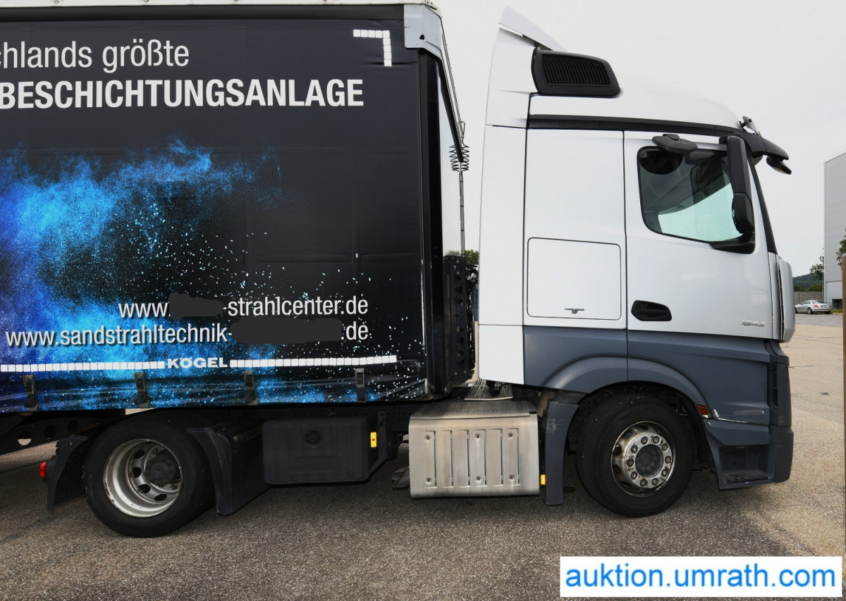 Mercedes Benz Actros DB 1842 LS Sattelzugmaschine EURO 6 StreamSpace LowLiner Klimaautomatik Automatikgetriebe Navi - Trekker: afbeelding 4 Mercedes Benz Actros DB 1842 LS Sattelzugmaschine EURO 6 StreamSpace LowLiner Klimaautomatik Automatikgetriebe Navi - Trekker: afbeelding 4