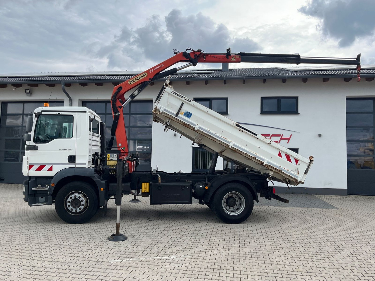 MAN TGM 18.290 Kipper Kran Palfinger PK 11001 - Kipper vrachtwagen, Kraanwagen: afbeelding 2 MAN TGM 18.290 Kipper Kran Palfinger PK 11001 - Kipper vrachtwagen, Kraanwagen: afbeelding 2