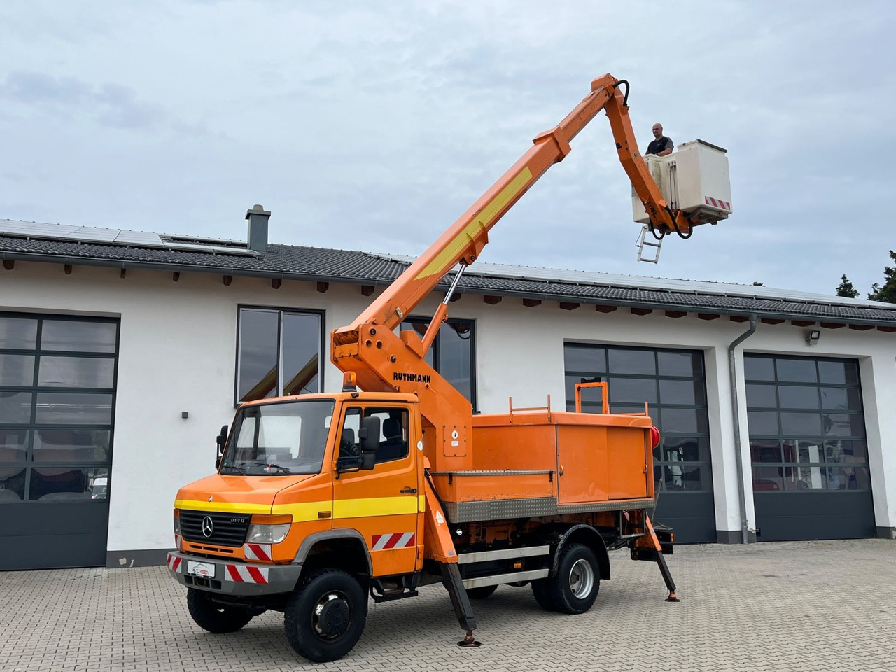 Mercedes-Benz Vario 814 DA 4x4 Ruthmann T 170 - Vrachtwagen hoogwerker: afbeelding 1 Mercedes-Benz Vario 814 DA 4x4 Ruthmann T 170 - Vrachtwagen hoogwerker: afbeelding 1