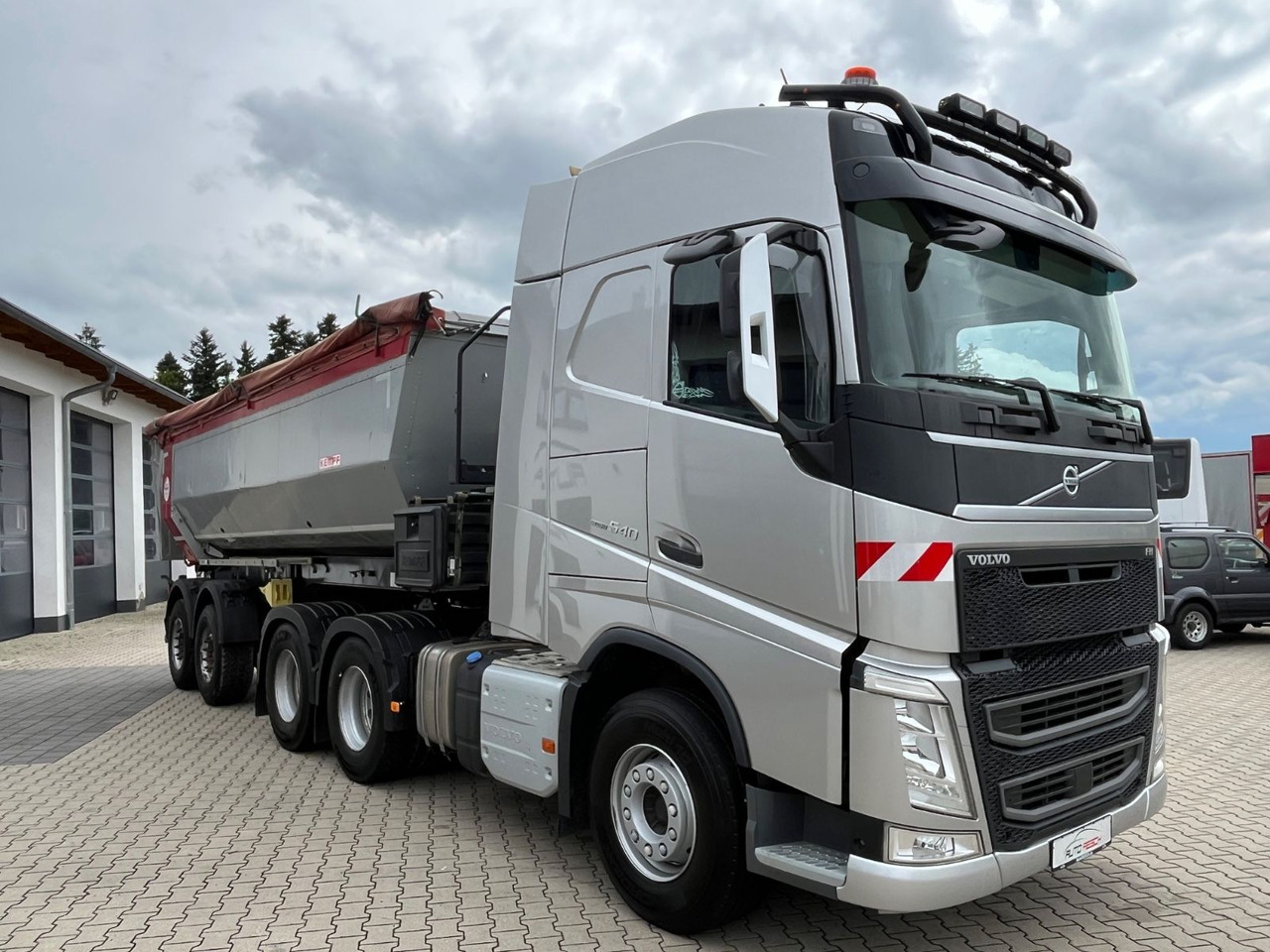 Volvo FH 540 6x4 mit Kempf Thermokippmulde - Trekker: afbeelding 4 Volvo FH 540 6x4 mit Kempf Thermokippmulde - Trekker: afbeelding 4