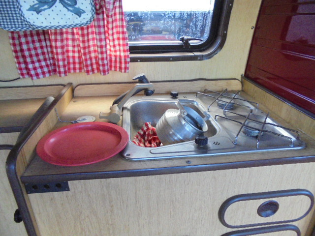 Buscamper VOLKSWAGEN T3 Syncro 4X4 1.9 TD Wie neu!: afbeelding 8