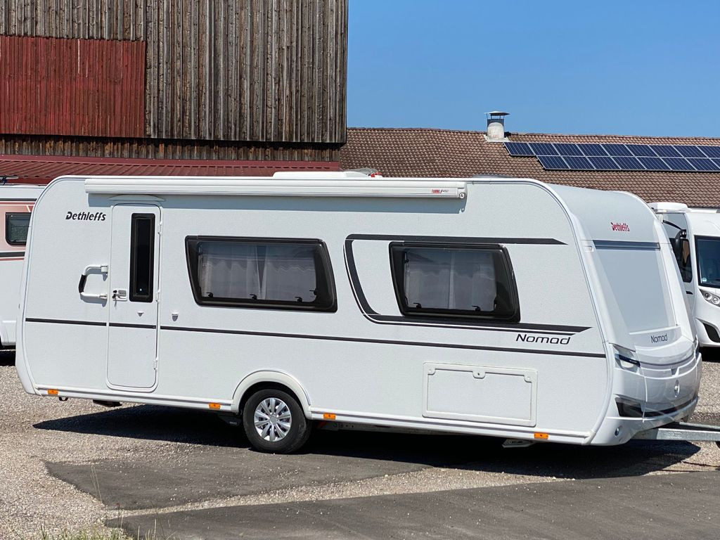 Dethleffs Nomad 520 ELT, Heckbad, SAT, Mover, Markise, ec - Caravan: afbeelding 2 Dethleffs Nomad 520 ELT, Heckbad, SAT, Mover, Markise, ec - Caravan: afbeelding 2