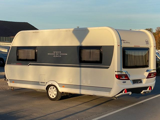 Hobby 495 UL, Einzellbetten, Mover, Vorzelt, - Caravan: afbeelding 5 Hobby 495 UL, Einzellbetten, Mover, Vorzelt, - Caravan: afbeelding 5