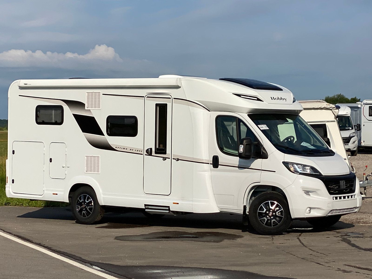 Hobby Optima De Luxe T65 GE Modell 2024 - Half integraal camper: afbeelding 4 Hobby Optima De Luxe T65 GE Modell 2024 - Half integraal camper: afbeelding 4