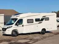 Hobby Optima De Luxe T70 E Temp/GFK-Boden-Dach/Markise - Half integraal camper: afbeelding 2 Hobby Optima De Luxe T70 E Temp/GFK-Boden-Dach/Markise - Half integraal camper: afbeelding 2