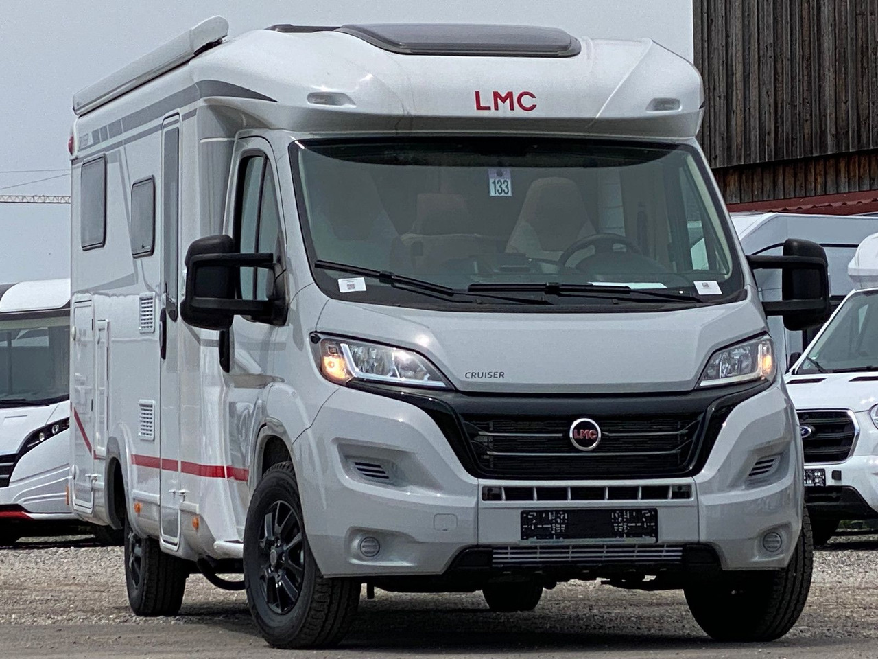 LMC Cruiser V 646 G, SAT, Navi, Sondermodell,16 Zoll - Half integraal camper: afbeelding 1 LMC Cruiser V 646 G, SAT, Navi, Sondermodell,16 Zoll - Half integraal camper: afbeelding 1
