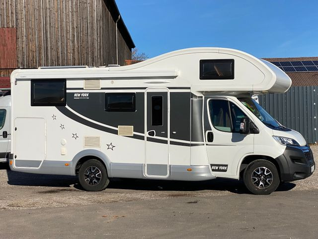 Miller New York,Einzellbetten. AHK,TV,Solar - Alkoof camper: afbeelding 1 Miller New York,Einzellbetten. AHK,TV,Solar - Alkoof camper: afbeelding 1