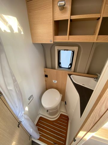 Nieuw Buscamper Sunlight Cliff 640 mit Längsbetten,Modell 25: afbeelding 11