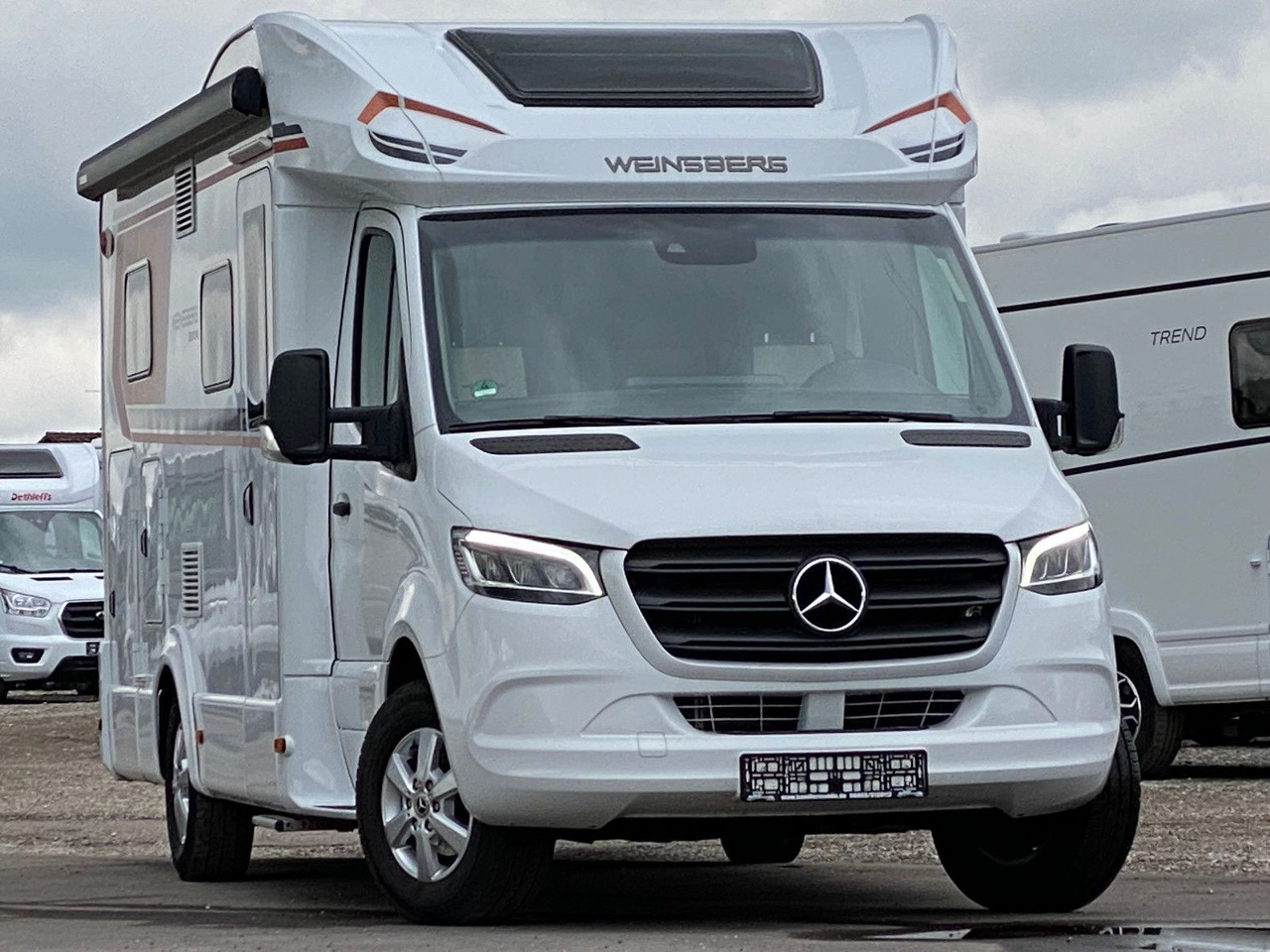 Weinsberg CaraCompact Suite 640 MEG EDITION ,Hubbett - Half integraal camper: afbeelding 3 Weinsberg CaraCompact Suite 640 MEG EDITION ,Hubbett - Half integraal camper: afbeelding 3