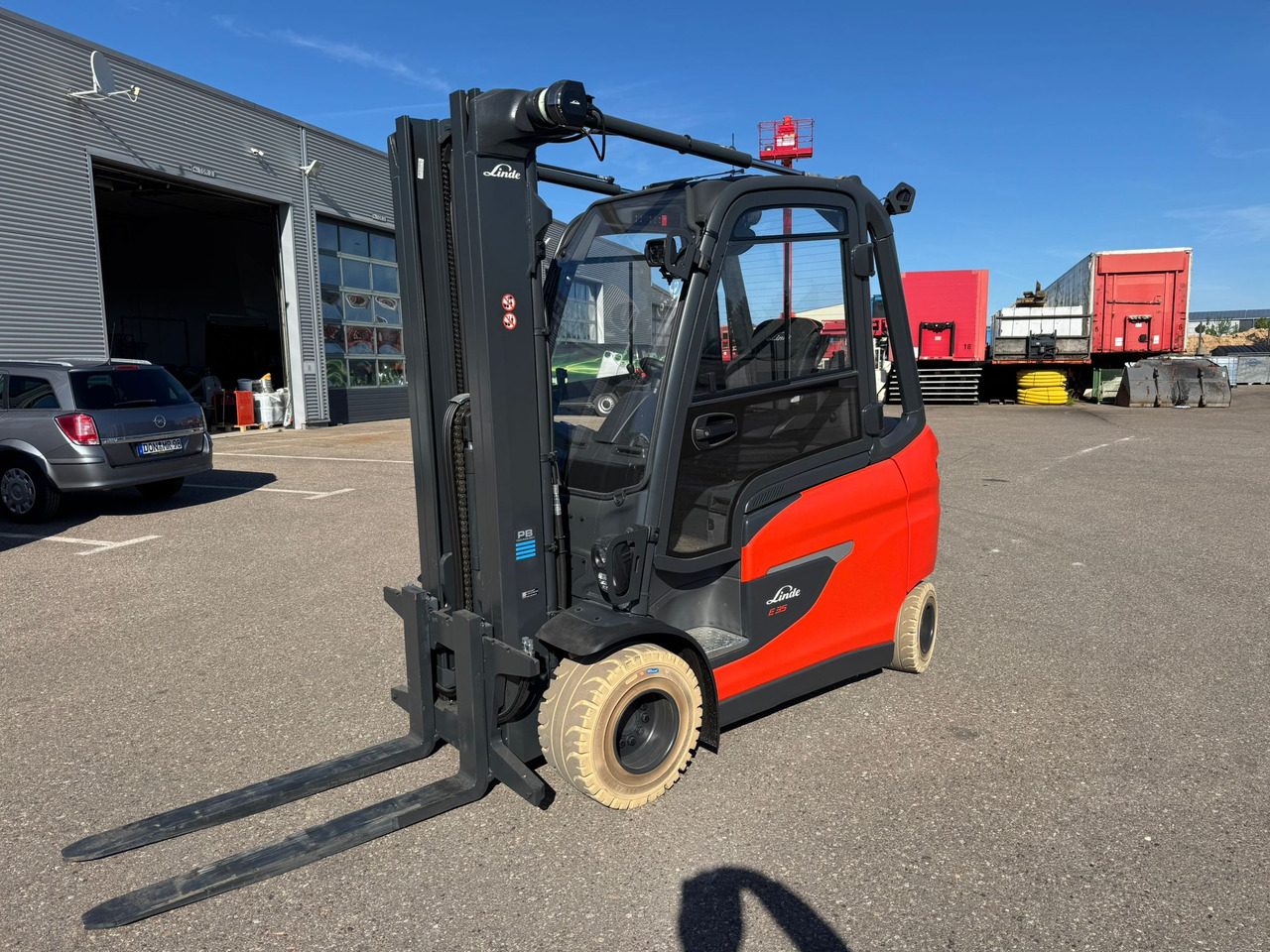 LINDE E35HL-01 - Elektrische heftruck: afbeelding 1 LINDE E35HL-01 - Elektrische heftruck: afbeelding 1