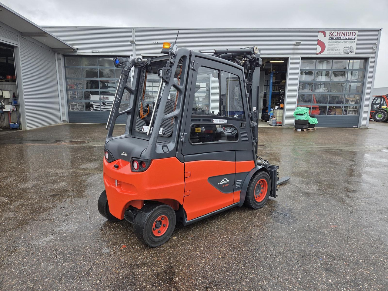 LINDE E40-600 Triplex Elektro Klammergabel - Elektrische heftruck: afbeelding 3 LINDE E40-600 Triplex Elektro Klammergabel - Elektrische heftruck: afbeelding 3