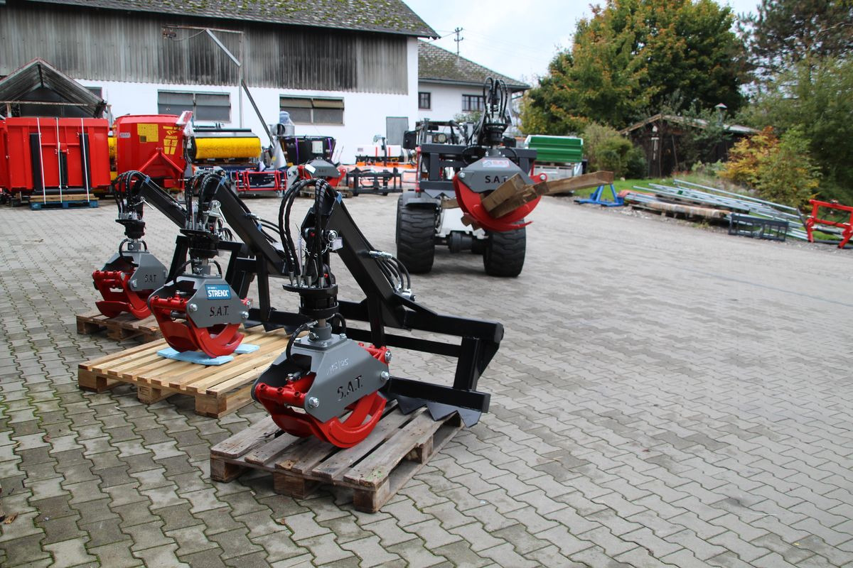 SAT - Rückezange mit Auslegearm - Neumaschine - Bosbouwmachine: afbeelding 2 SAT - Rückezange mit Auslegearm - Neumaschine - Bosbouwmachine: afbeelding 2
