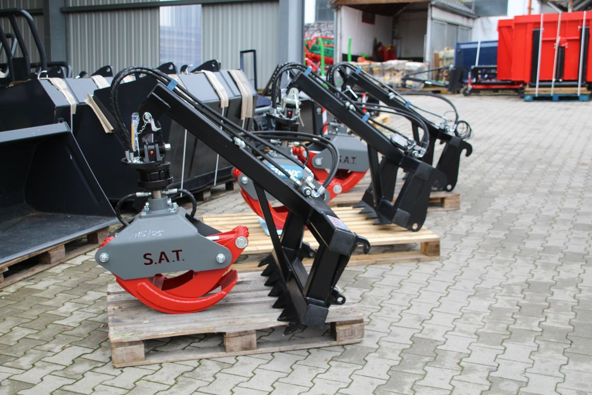 SAT - Rückezange mit Auslegearm - Neumaschine - Bosbouwmachine: afbeelding 3 SAT - Rückezange mit Auslegearm - Neumaschine - Bosbouwmachine: afbeelding 3