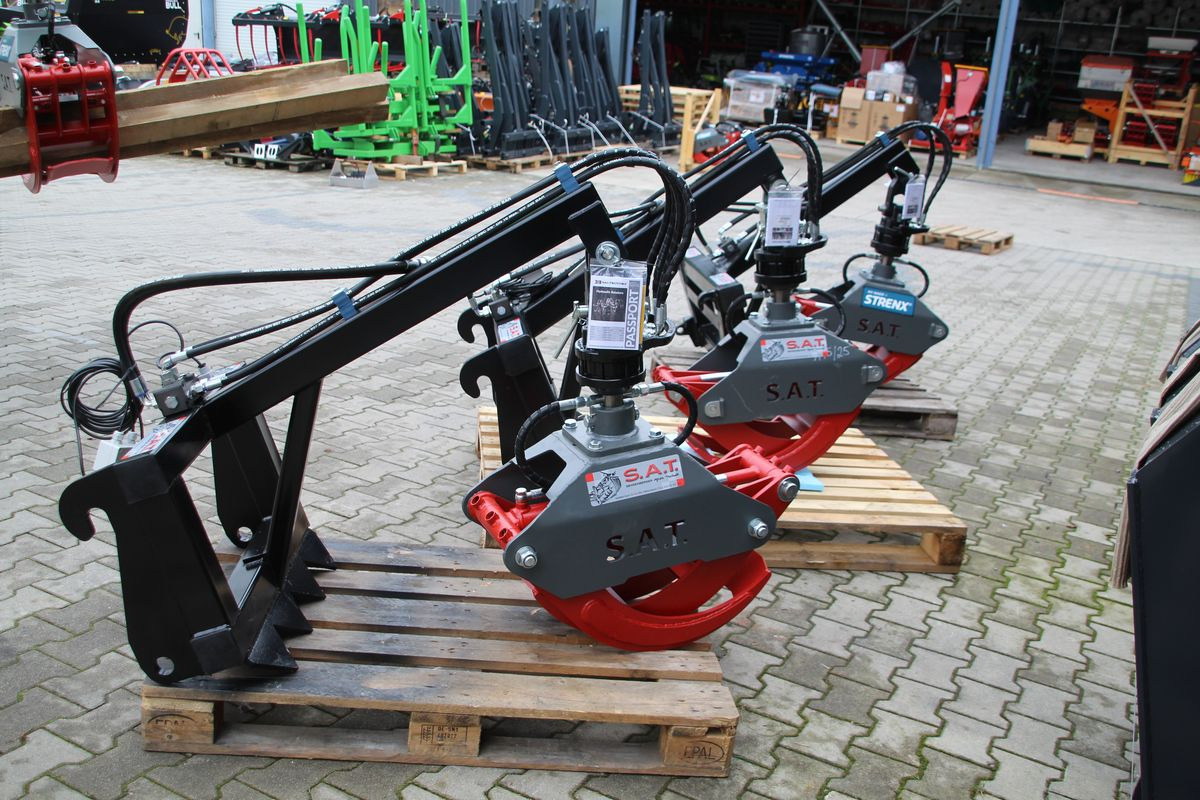 SAT - Rückezange mit Auslegearm - Neumaschine - Bosbouwmachine: afbeelding 1 SAT - Rückezange mit Auslegearm - Neumaschine - Bosbouwmachine: afbeelding 1