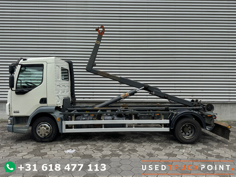 DAF LF 45.180 / Hook System / Manual / TUV: 11-2025 / Belgium Truck - Haakarmsysteem vrachtwagen: afbeelding 1 DAF LF 45.180 / Hook System / Manual / TUV: 11-2025 / Belgium Truck - Haakarmsysteem vrachtwagen: afbeelding 1