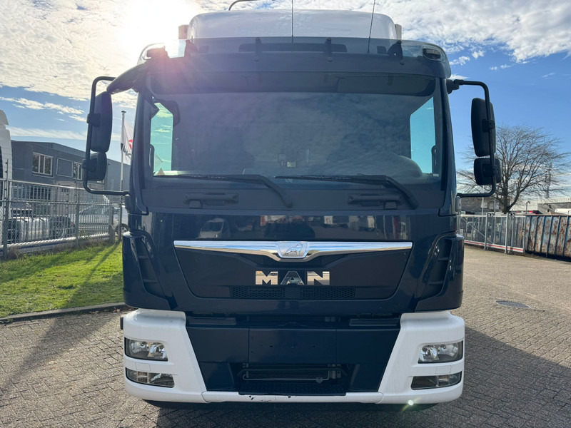 MAN TGM 12.220 / Carrier / Euro 6 / Tail Lift / TUV: 9-2026 / Belgium Truck - Koelwagen vrachtwagen: afbeelding 5 MAN TGM 12.220 / Carrier / Euro 6 / Tail Lift / TUV: 9-2026 / Belgium Truck - Koelwagen vrachtwagen: afbeelding 5