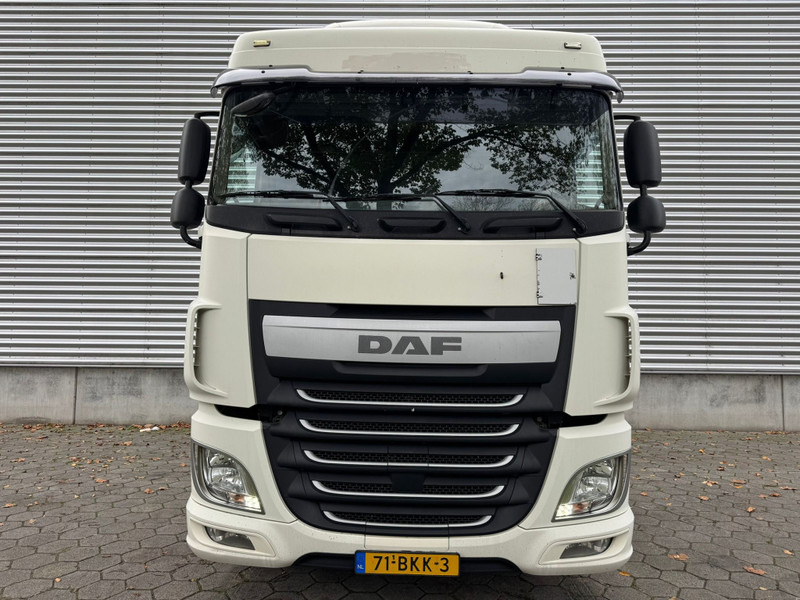 DAF XF 460 / Manual / Retarder / Mega / Roof Klima / TUV:1-2026 / NL Truck - Trekker: afbeelding 4 DAF XF 460 / Manual / Retarder / Mega / Roof Klima / TUV:1-2026 / NL Truck - Trekker: afbeelding 4