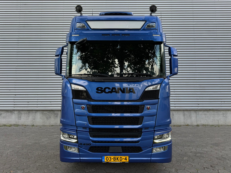 Scania R450 / 6x2 / Retarder / Roof Klima / Hydraulic / Full Option / NL Truck - Trekker: afbeelding 4 Scania R450 / 6x2 / Retarder / Roof Klima / Hydraulic / Full Option / NL Truck - Trekker: afbeelding 4