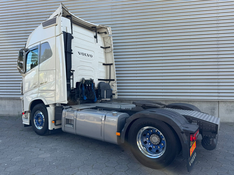 Volvo FH 460 / I-Shift / Dual Clutch / I-Park Cool / NEW TUV / New Tacho / NL Truck - Trekker: afbeelding 3 Volvo FH 460 / I-Shift / Dual Clutch / I-Park Cool / NEW TUV / New Tacho / NL Truck - Trekker: afbeelding 3