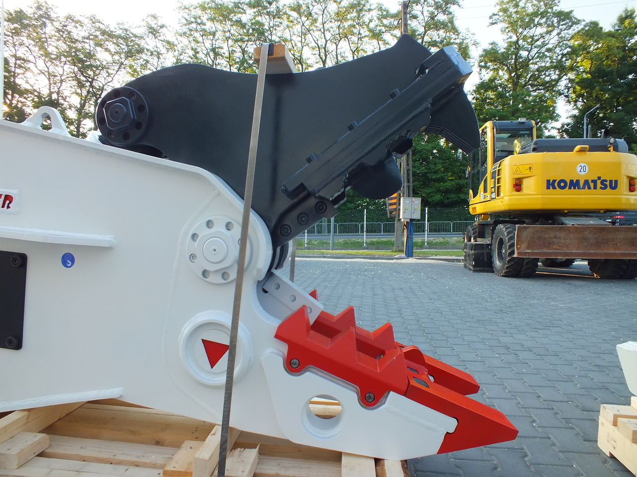 DEMOQ DRK 21 Hydraulic Rotating Pulveriser Crusher 2000 KG - Sloopschaar voor Graafmachine: afbeelding 3 DEMOQ DRK 21 Hydraulic Rotating Pulveriser Crusher 2000 KG - Sloopschaar voor Graafmachine: afbeelding 3