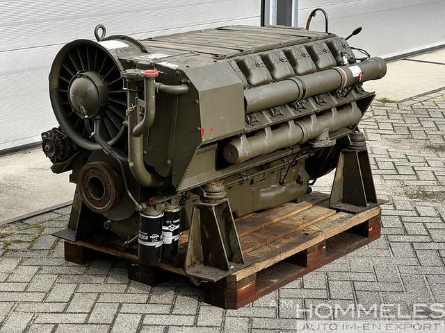 Deutz AG F12L413 - Motor: afbeelding 1 Deutz AG F12L413 - Motor: afbeelding 1