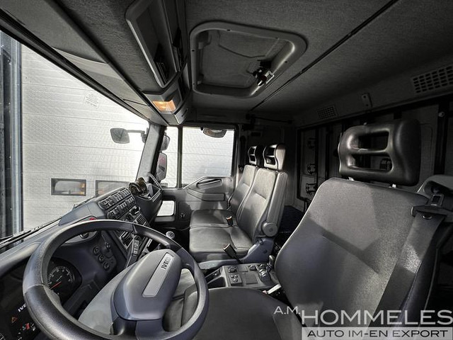 Iveco 100E22 4x4 (M104) - Vrachtwagen met open laadbak: afbeelding 2 Iveco 100E22 4x4 (M104) - Vrachtwagen met open laadbak: afbeelding 2