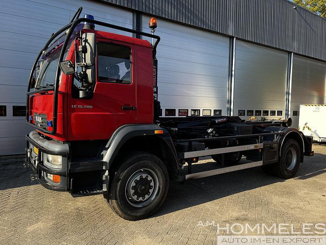 MAN LE 18.280 multilift - Haakarmsysteem vrachtwagen: afbeelding 2 MAN LE 18.280 multilift - Haakarmsysteem vrachtwagen: afbeelding 2