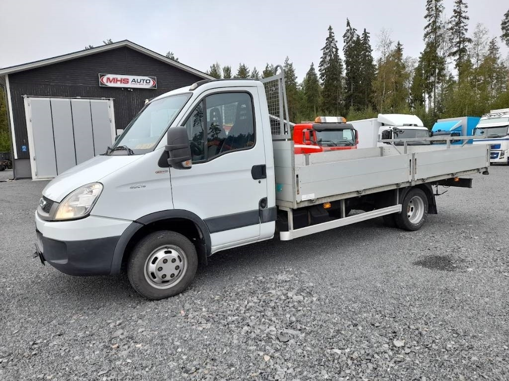 Iveco Daily 40 C18 automat - Bestelwagen open laadbak: afbeelding 1 Iveco Daily 40 C18 automat - Bestelwagen open laadbak: afbeelding 1