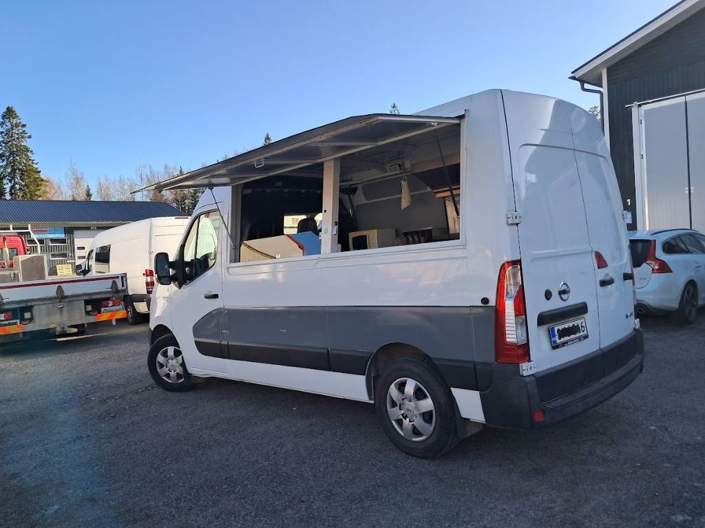 Nissan NV 400 Food Truck Gilli/Katukeittiö auto - Zelfrijdende verkoopwagen, Bestelwagen: afbeelding 2 Nissan NV 400 Food Truck Gilli/Katukeittiö auto - Zelfrijdende verkoopwagen, Bestelwagen: afbeelding 2