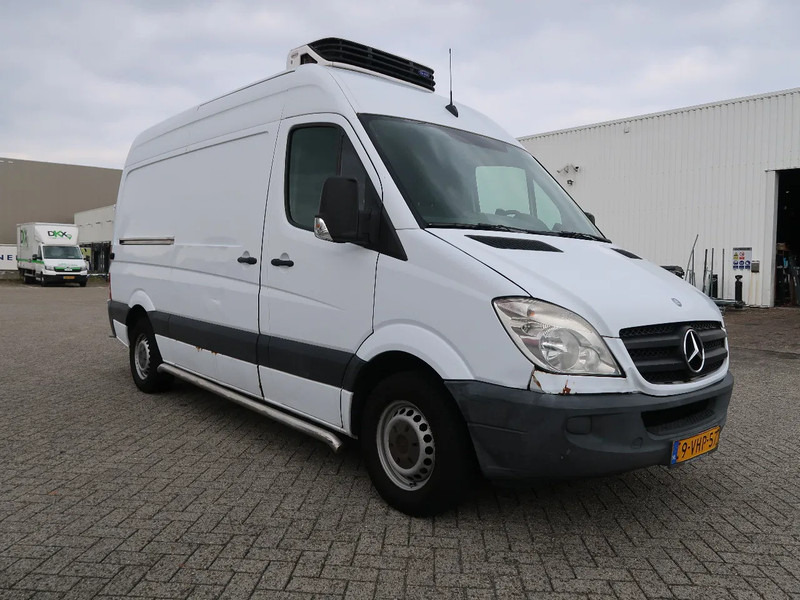 Mercedes-Benz Sprinter 311 CDI, L2H2, Manual, Carrier, TUV, NL Van, Top! - Koelwagen: afbeelding 2 Mercedes-Benz Sprinter 311 CDI, L2H2, Manual, Carrier, TUV, NL Van, Top! - Koelwagen: afbeelding 2