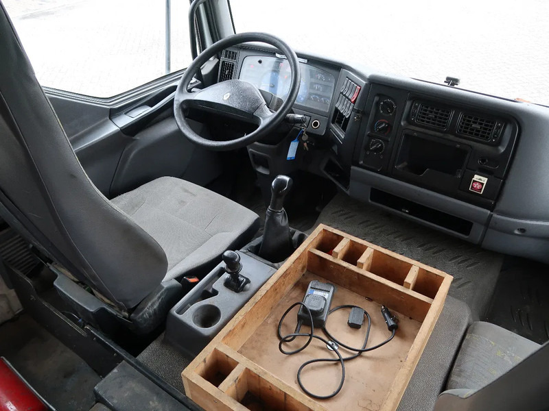 Bergingsvoertuig Renault Midlum 220 Omars Plateau Winde Brille, Euro 3, BE Truck, TOP!: afbeelding 16 Bergingsvoertuig Renault Midlum 220 Omars Plateau Winde Brille, Euro 3, BE Truck, TOP!: afbeelding 16