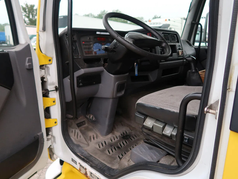 Bergingsvoertuig Renault Midlum 220 Omars Plateau Winde Brille, Euro 3, BE Truck, TOP!: afbeelding 14 Bergingsvoertuig Renault Midlum 220 Omars Plateau Winde Brille, Euro 3, BE Truck, TOP!: afbeelding 14