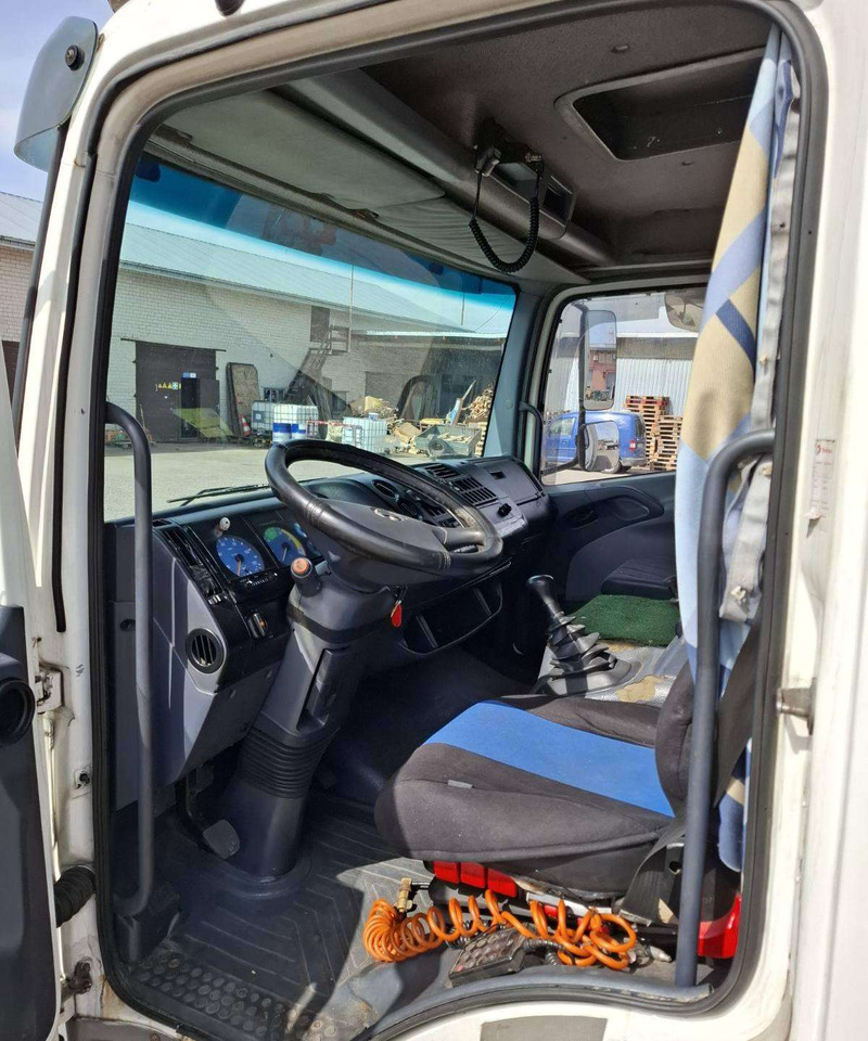 Mercedes-Benz 818 L - Schuifzeilen vrachtwagen: afbeelding 2 Mercedes-Benz 818 L - Schuifzeilen vrachtwagen: afbeelding 2