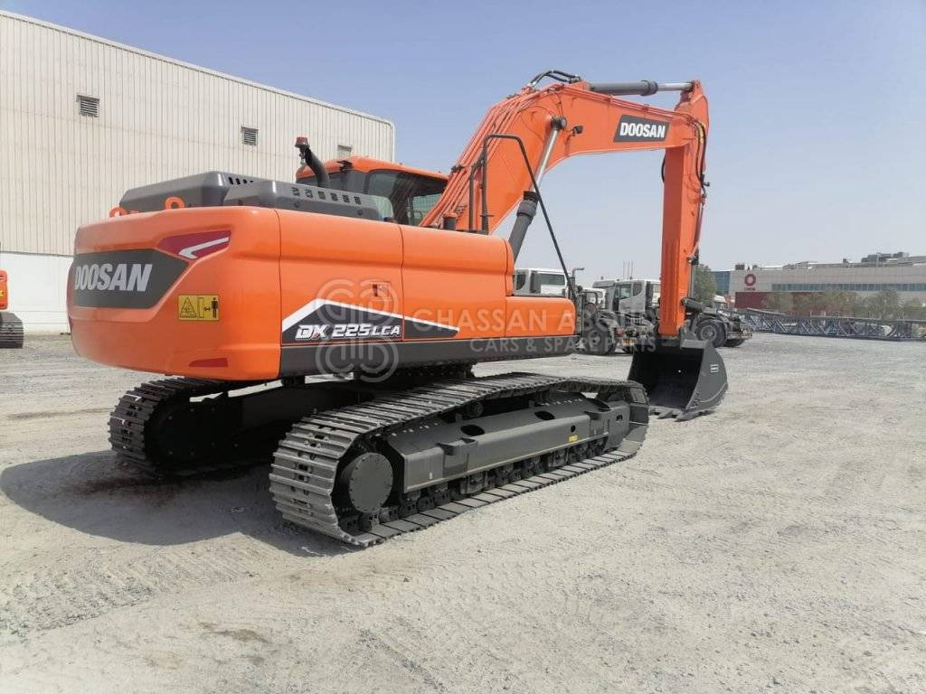 DOOSAN DX225 LCA – CHAIN EXCAVATOR OPERATING WEIGHT 22 TON APPROX. WITH BUCKET 1.08 Cu.M BUCKET ( HEAVY DUTY) MY2022 - Rupsgraafmachine: afbeelding 5 DOOSAN DX225 LCA – CHAIN EXCAVATOR OPERATING WEIGHT 22 TON APPROX. WITH BUCKET 1.08 Cu.M BUCKET ( HEAVY DUTY) MY2022 - Rupsgraafmachine: afbeelding 5