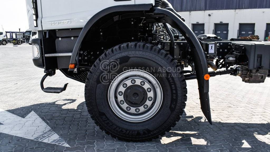 IVECO EUROCARGO ML150 Chassis 4×4, 15 Ton Approx. MY25 - Chassis vrachtwagen: afbeelding 5 IVECO EUROCARGO ML150 Chassis 4×4, 15 Ton Approx. MY25 - Chassis vrachtwagen: afbeelding 5