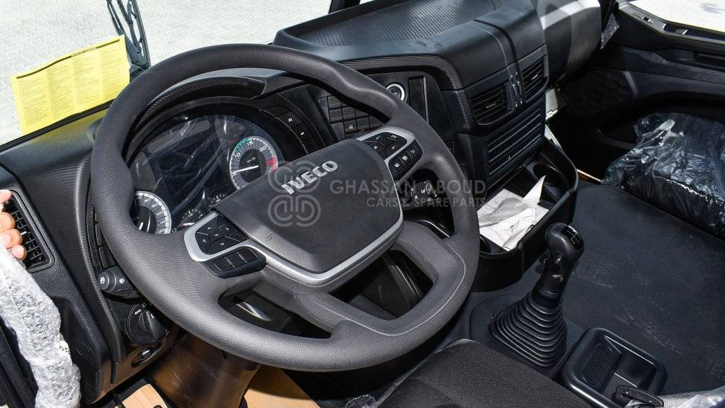 Interieur foto 3: Chassis vrachtwagen IVECO T-WAY Chassis  6×4 AD380T47H WHEELBASE 4500 MY24