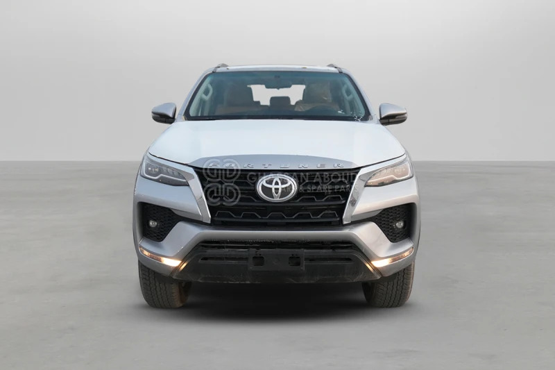 Toyota Fortuner 4x4 - SUV: afbeelding 2 Toyota Fortuner 4x4 - SUV: afbeelding 2