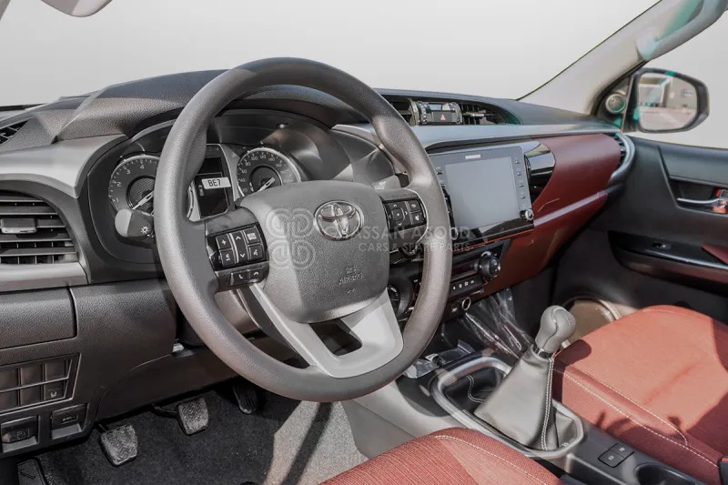 Toyota Hilux 4X4 Double Cabin - Pick-up, Bestelwagen met dubbele cabine: afbeelding 5 Toyota Hilux 4X4 Double Cabin - Pick-up, Bestelwagen met dubbele cabine: afbeelding 5