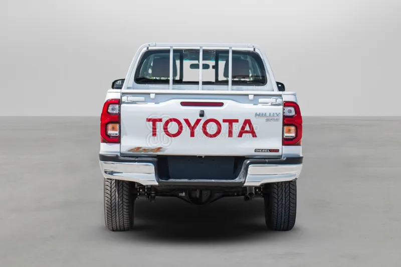 Toyota Hilux  4X4 Double Cabin - Pick-up, Bestelwagen met dubbele cabine: afbeelding 4 Toyota Hilux  4X4 Double Cabin - Pick-up, Bestelwagen met dubbele cabine: afbeelding 4