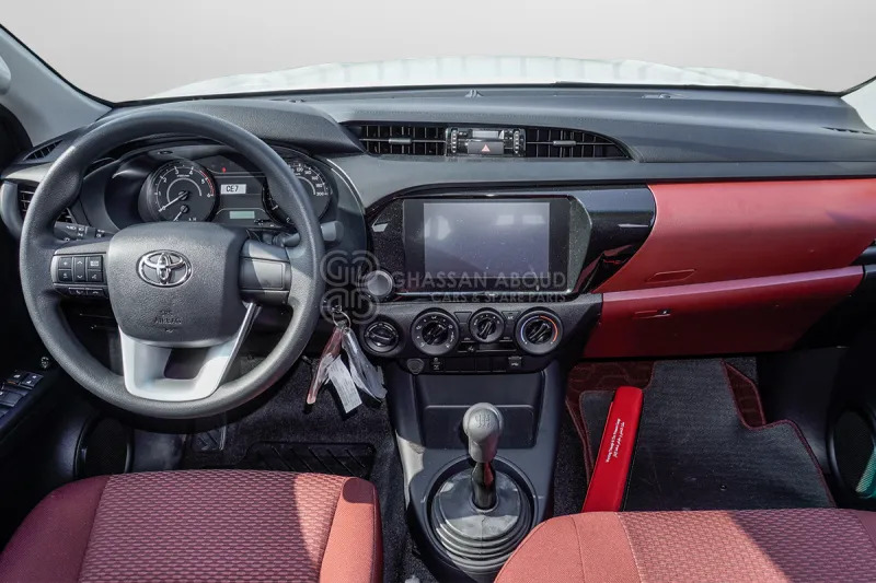 Toyota Hilux 4X4 Double Cabin - Pick-up, Bestelwagen met dubbele cabine: afbeelding 4 Toyota Hilux 4X4 Double Cabin - Pick-up, Bestelwagen met dubbele cabine: afbeelding 4