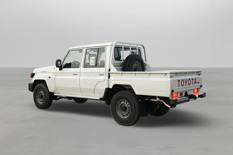 Toyota Land Cruiser Pick Up LC79 4X4 DC - Pick-up: afbeelding 2 Toyota Land Cruiser Pick Up LC79 4X4 DC - Pick-up: afbeelding 2