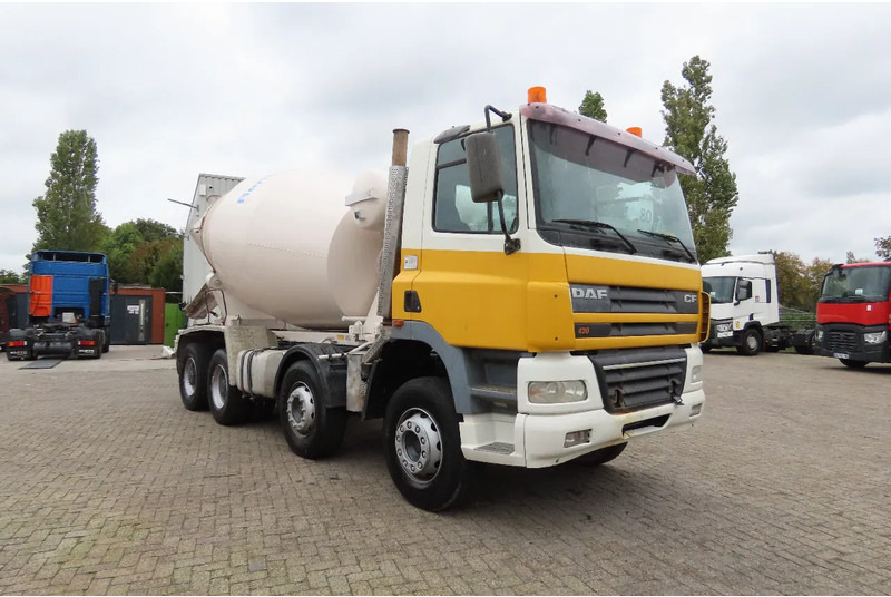DAF CF 430 8x4, full spring ! Great condition - Betonmixer: afbeelding 2 DAF CF 430 8x4, full spring ! Great condition - Betonmixer: afbeelding 2