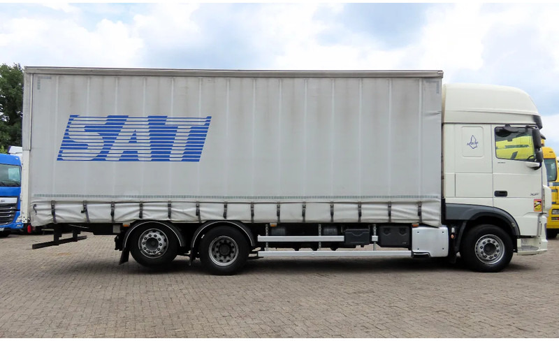 DAF XF 530 6x2 Frigo, lift roof, moving axel, P-cooling, etc - Schuifzeilen vrachtwagen: afbeelding 5 DAF XF 530 6x2 Frigo, lift roof, moving axel, P-cooling, etc - Schuifzeilen vrachtwagen: afbeelding 5