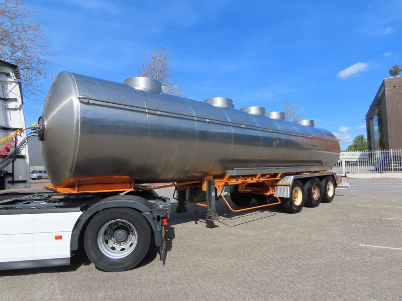 Magyar 5 compartments , 32500L FOOD, air susp, (5 DIFFERENT PRODUCTS) !! - Tankoplegger: afbeelding 2 Magyar 5 compartments , 32500L FOOD, air susp, (5 DIFFERENT PRODUCTS) !! - Tankoplegger: afbeelding 2