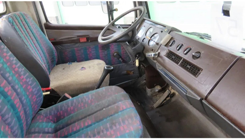 Mercedes-Benz 1514 Manual diesel pomp. Very clean - Kabelsysteem truck: afbeelding 2 Mercedes-Benz 1514 Manual diesel pomp. Very clean - Kabelsysteem truck: afbeelding 2