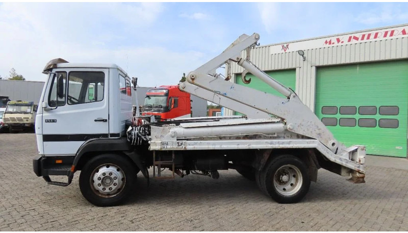 Mercedes-Benz 1514 Manual diesel pomp. Very clean - Kabelsysteem truck: afbeelding 3 Mercedes-Benz 1514 Manual diesel pomp. Very clean - Kabelsysteem truck: afbeelding 3