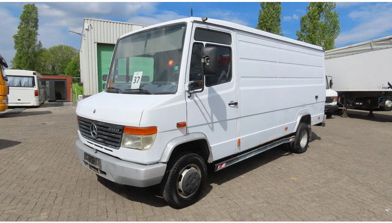 Mercedes-Benz Vario 612 D - Gesloten bestelwagen: afbeelding 1 Mercedes-Benz Vario 612 D - Gesloten bestelwagen: afbeelding 1