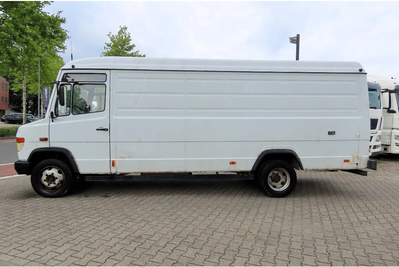 Mercedes-Benz Vario 813 clean. good engine - Gesloten bestelwagen: afbeelding 4 Mercedes-Benz Vario 813 clean. good engine - Gesloten bestelwagen: afbeelding 4